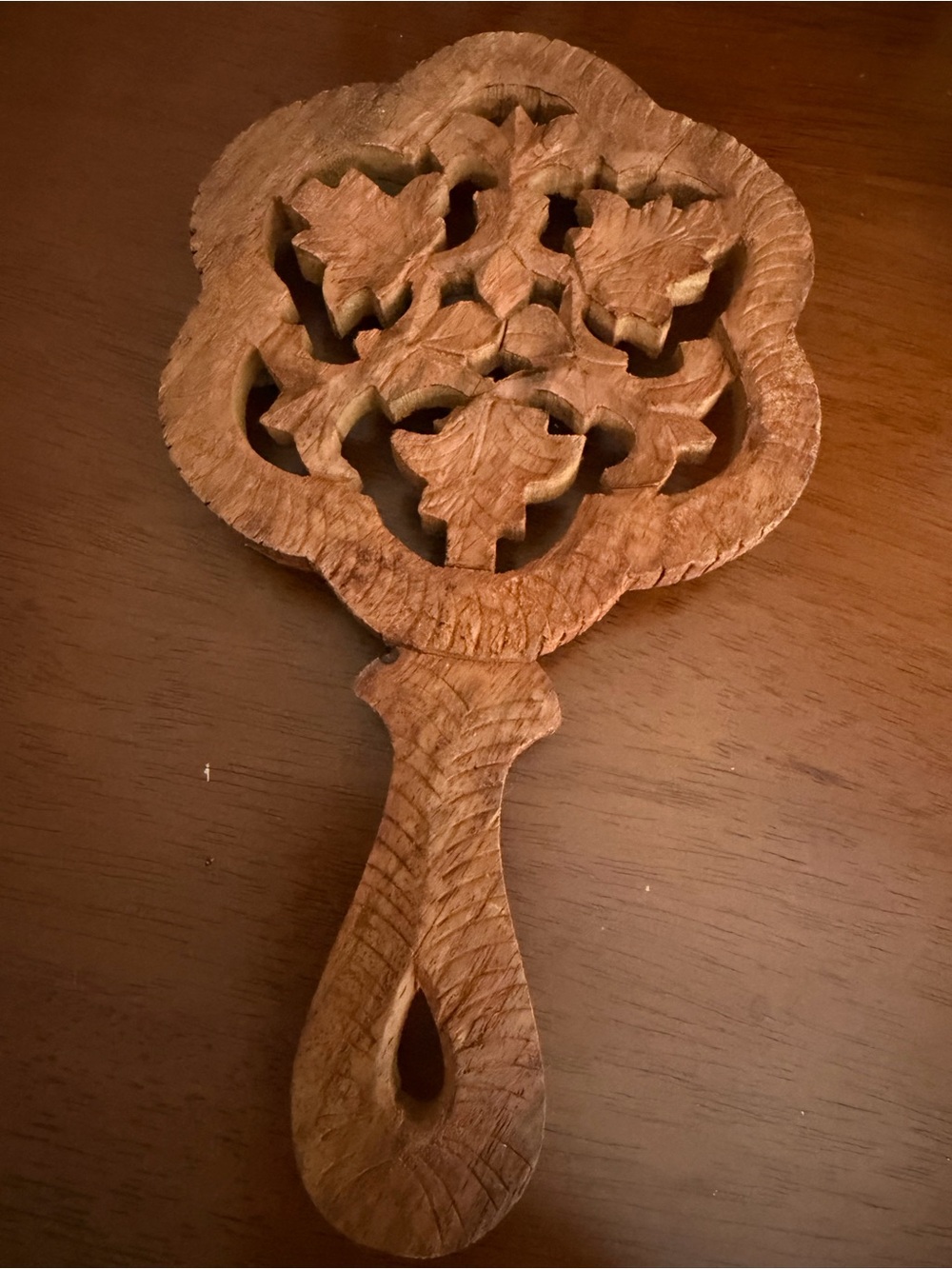 Hand-Carved Wooden Decorative hot serving dish holder - Brown
